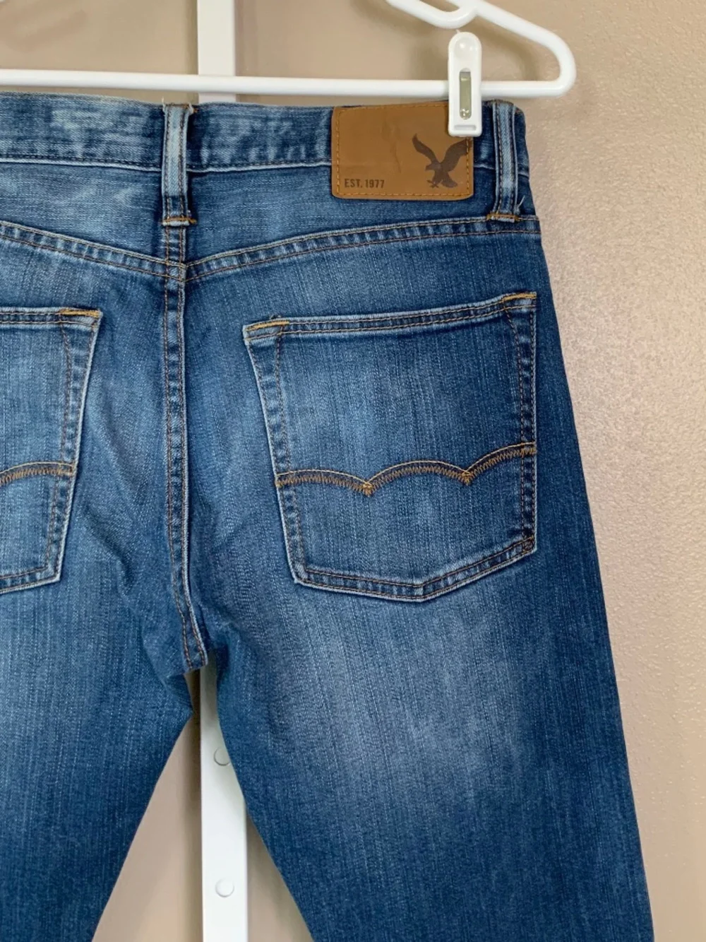 American Eagle Distressed Wash Slim Jeans